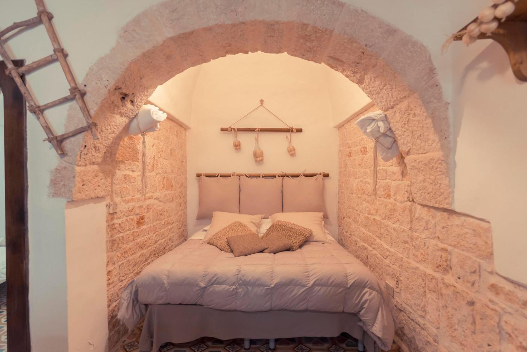 Trulli Antichi Mestieri - Widespread Trulli In The Historic Center Bed & Breakfast Alberobello Ngoại thất bức ảnh