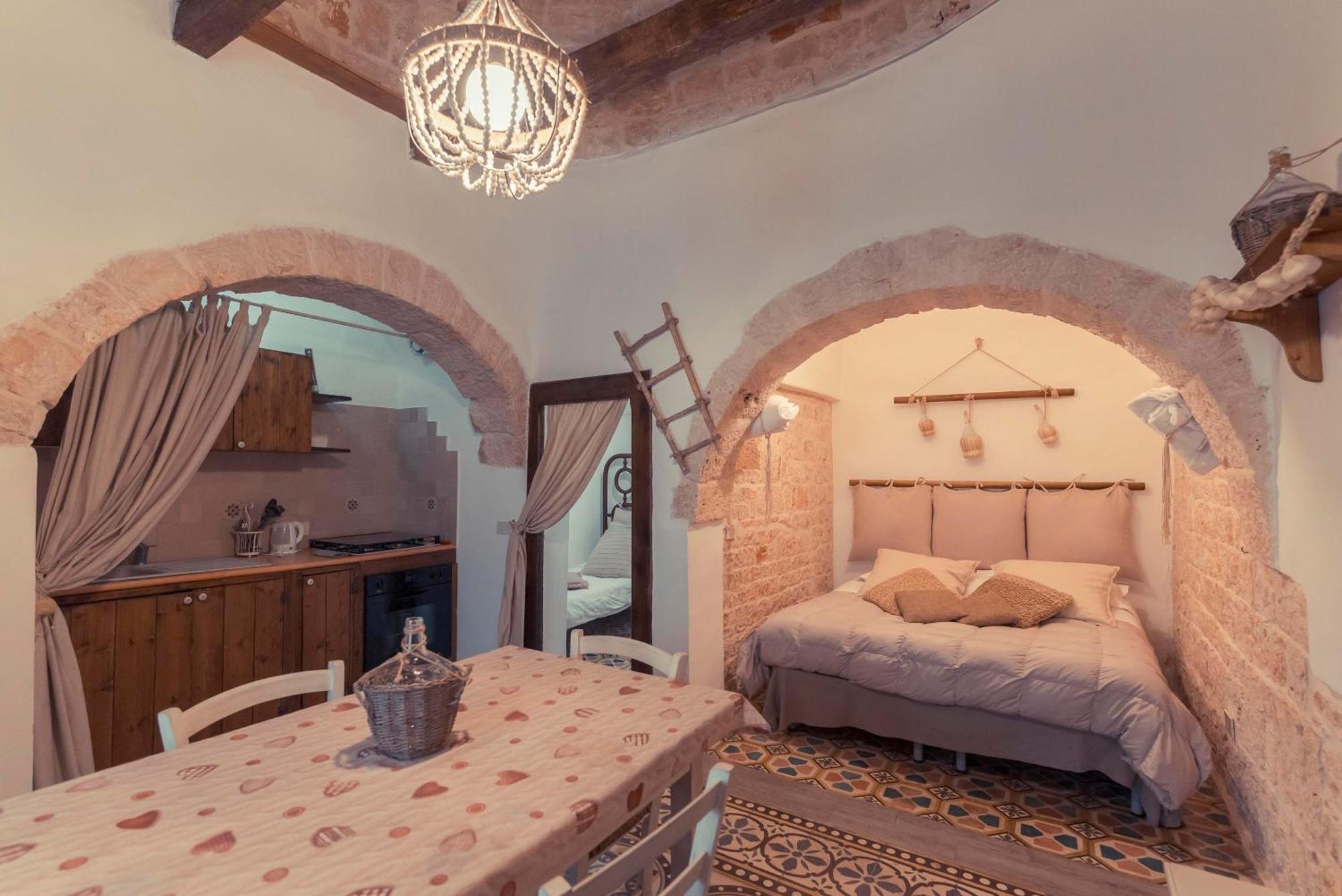 Trulli Antichi Mestieri - Widespread Trulli In The Historic Center Bed & Breakfast Alberobello Ngoại thất bức ảnh